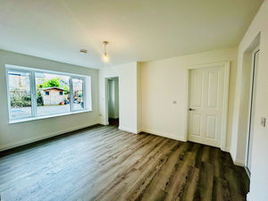 Photo 7- click for photo gallery